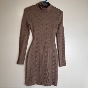 FORE Long Sleeve Chic Open Back Bodycon Knit Dress in Taupe/Mocha Size Small EUC